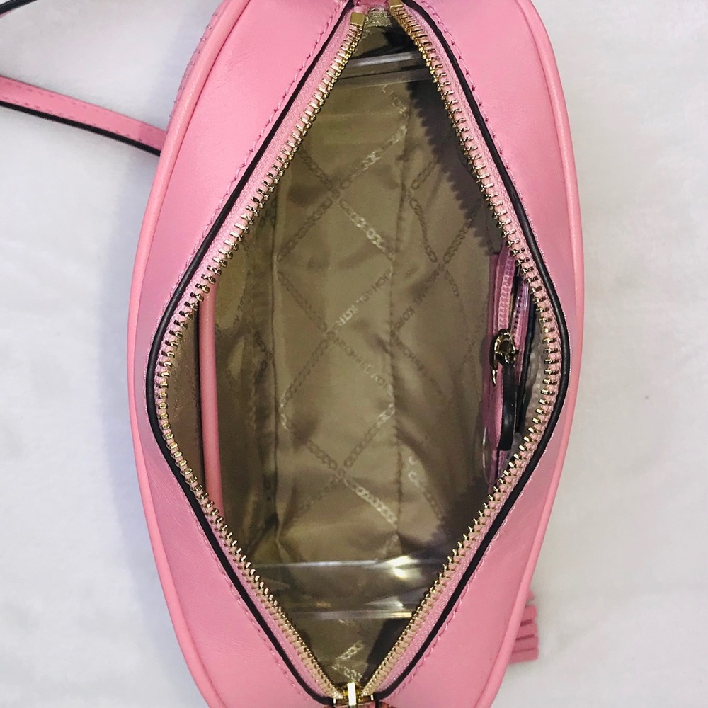Michael Kors Crossbodies Medium Camera Bag - Picture 6 of 8